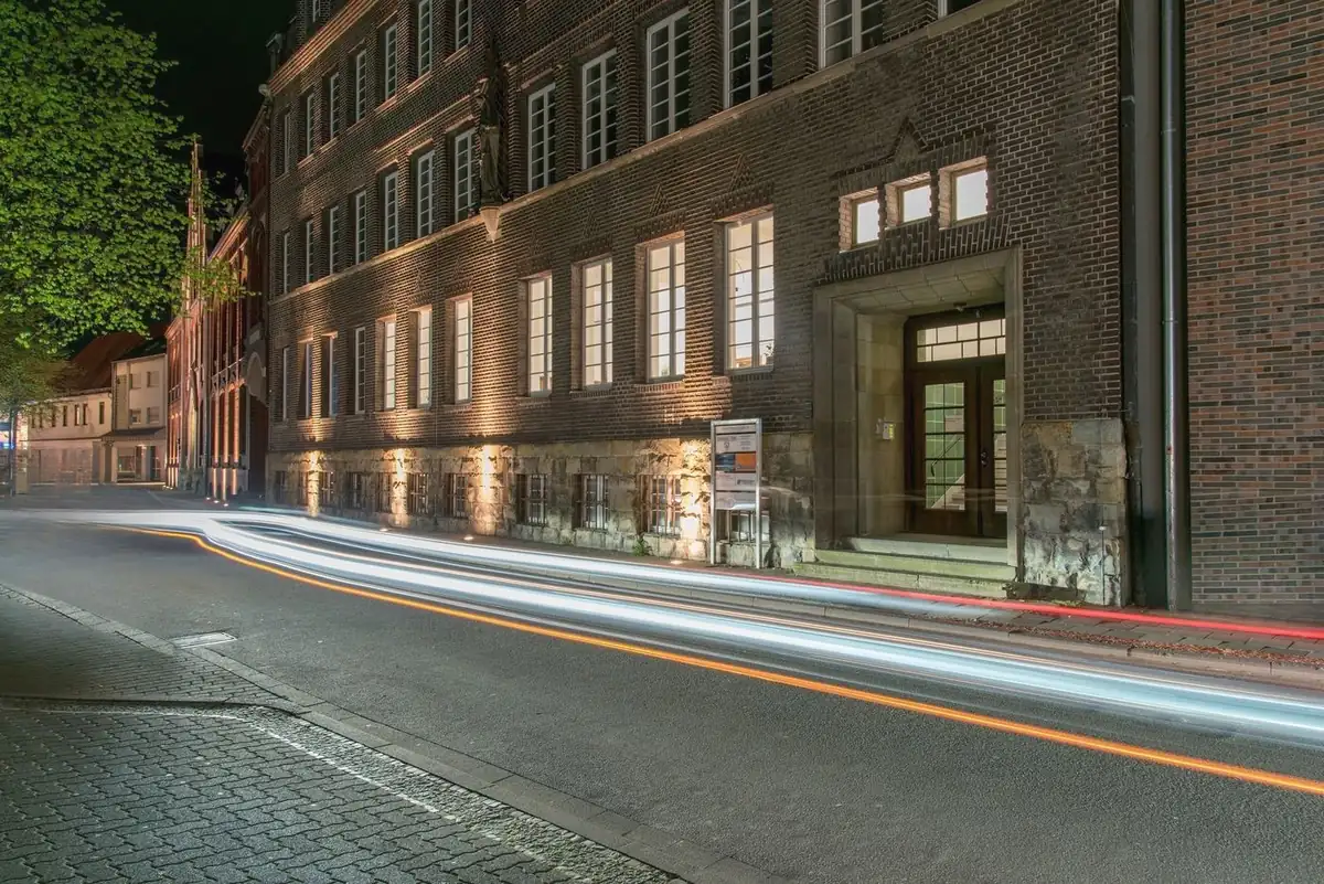 Büro der KON-PART in Lippstadt am Abend